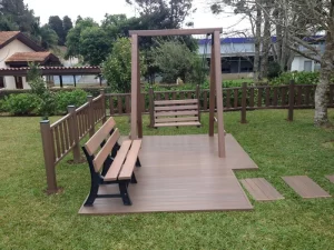 Moveis em madeira Plástica